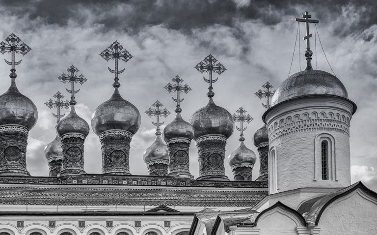 Показушное. Москва. Лето 2015 © Татьяна Гладченко, 2015