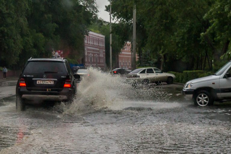Rain_in_the_City_2015 © Tatiana Gladchenko